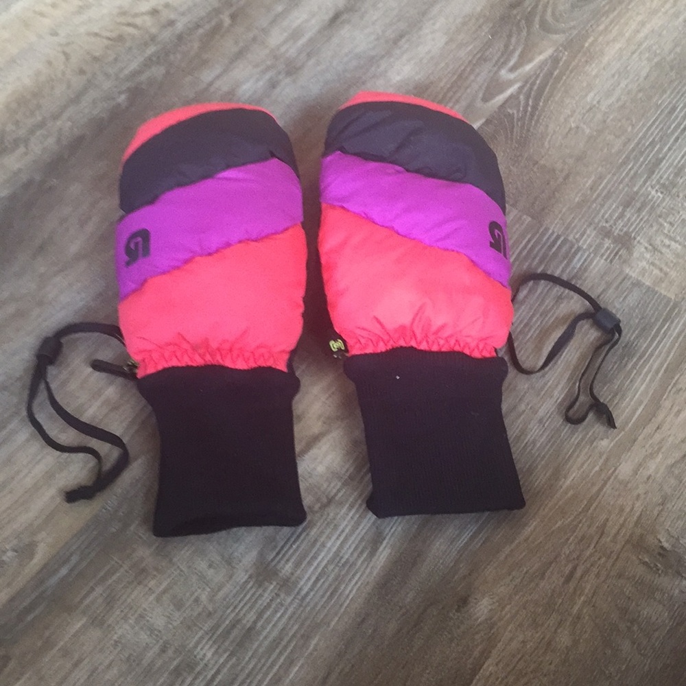 Burton Ak down mittens